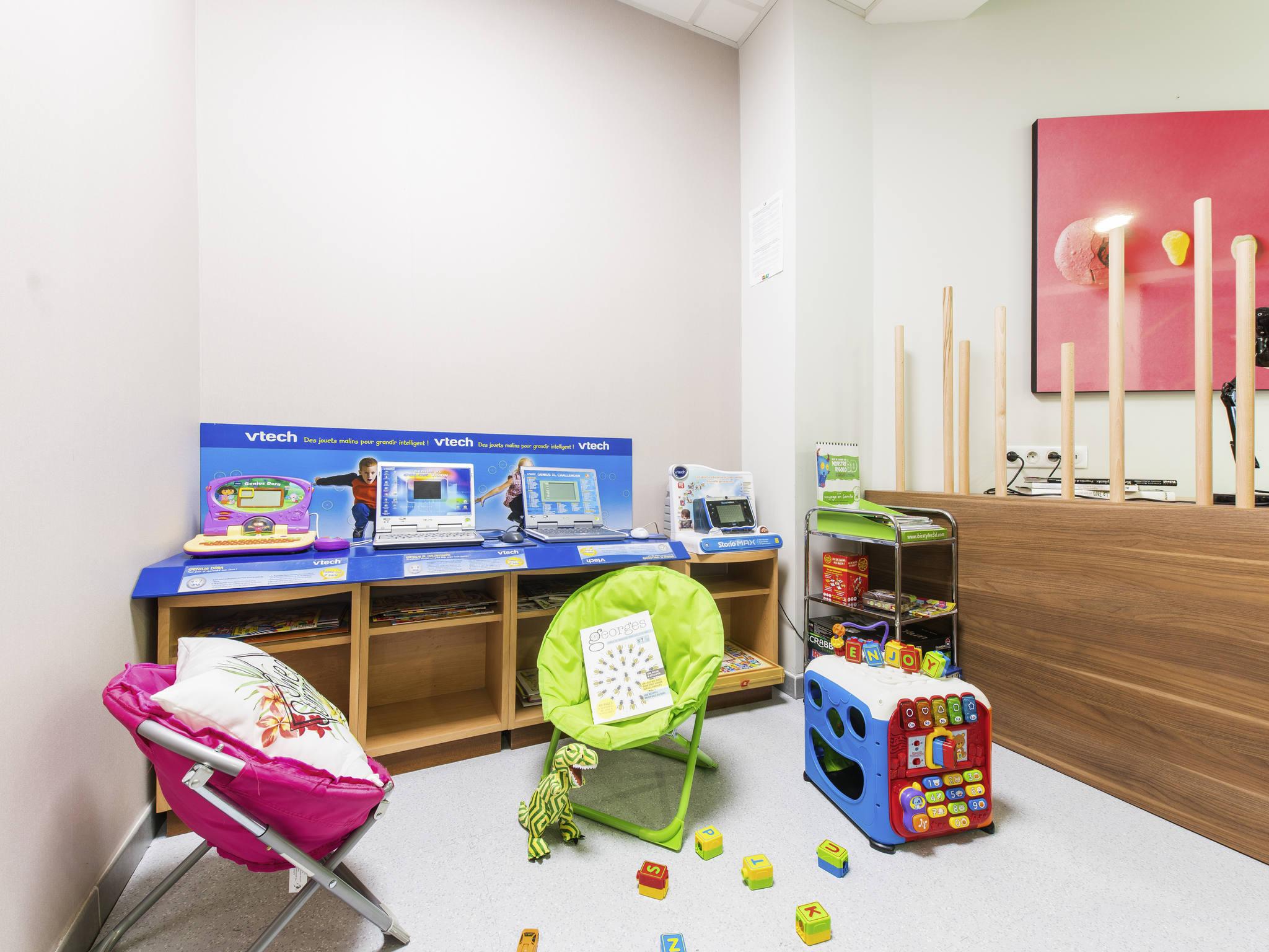 Hotel Ibis Styles Castres Castres  Zewnętrze zdjęcie